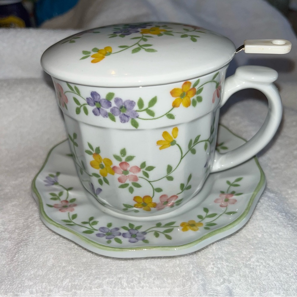 White Floral Tea Mug w Lid and Saucer and strainer Pink, Purple, Green, Yellow